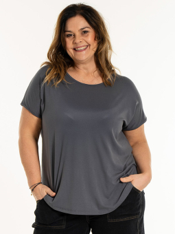 GITTE - Plus Size T-shirt från Gozzip