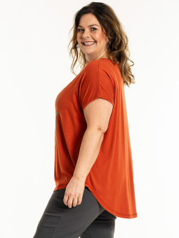 GITTE - Plus Size T-shirt från Gozzip