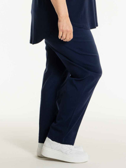 CLARA - Plus Size Byxor från Gozzip