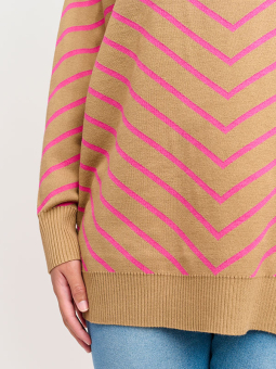 ADEVELYN - Plus Size Blus från Adia