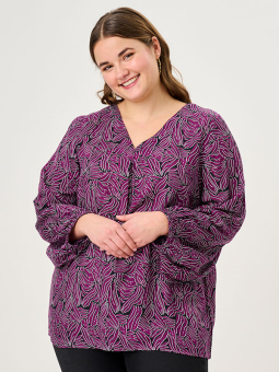 ADGOGO - Plus Size Blus från Adia