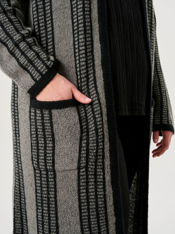 ADGRACE - Plus Size Kofta från Adia