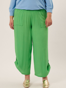 Plus Size Byxor från Adia