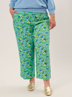 Plus Size Byxor från Adia