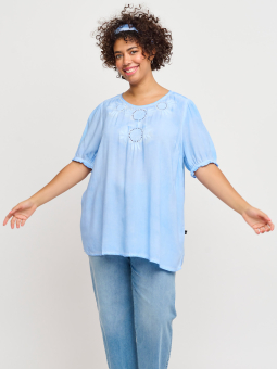 Plus Size Blus från Adia
