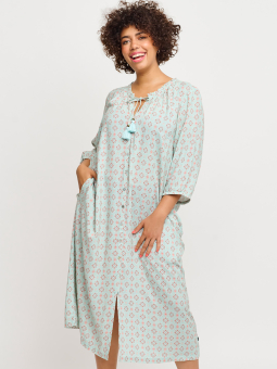 Plus Size Klänning från Adia