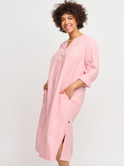 Plus Size Klänning från Adia