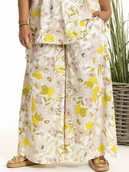 BERETHE - Plus Size Byxor från Gozzip