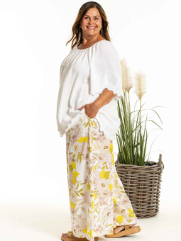 BERETHE - Plus Size Byxor från Gozzip
