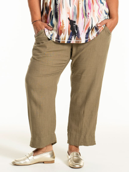 JANNI - Plus Size Byxor från Gozzip