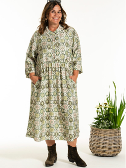 ANN-LOUISE - Plus Size Klänning från Gozzip