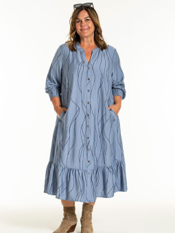SIGRUN - Plus Size Klänning från Gozzip