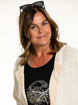 JOSEFIN - Plus Size Kofta från Gozzip
