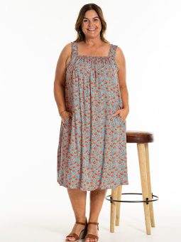 KARLINA - Plus Size Klänning från Gozzip