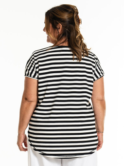 GITTE - Plus Size T-shirt från Gozzip