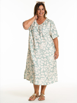 KHANDRA - Plus Size Klänning från Gozzip