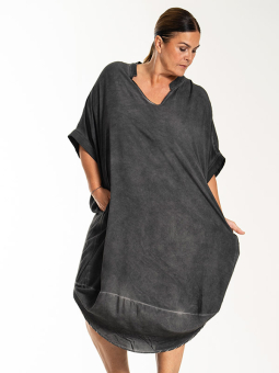 LOLO - Plus Size Klänning från Gozzip Black