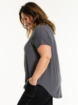 GITTE - Plus Size T-shirt från Gozzip