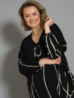 GMALENE - Plus Size Klänning från Gozzip