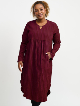 CATH - Plus Size Klänning från Pont Neuf