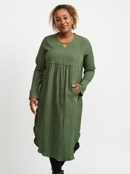 CATH - Plus Size Klänning från Pont Neuf