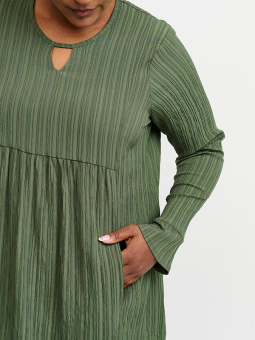CATH - Plus Size Klänning från Pont Neuf