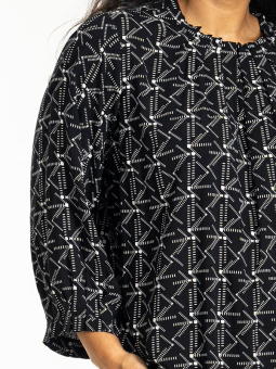 GRADA - Plus Size Blus från Studio