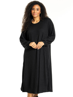 INGERMETTE - Plus Size Klänning från Studio