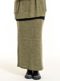 FANNI - Plus Size Kjol från Studio