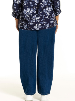 IMOA - Plus Size Jeans från Studio