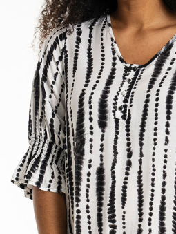 GENA - Plus Size Klänning från Studio