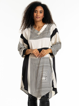 JULINE - Plus Size Tunika från Studio