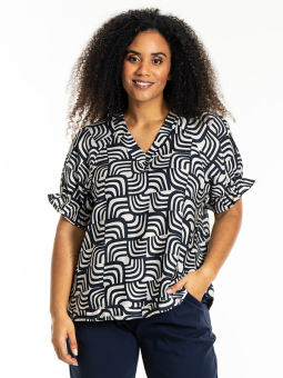 DASIE - Plus Size Blus från Studio