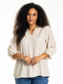 FEODORA - Plus Size Blus från Studio