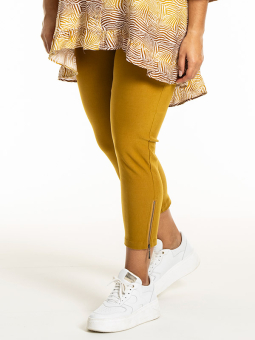 LENA - Plus Size Byxor från Studio