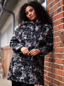 LOTTE - Plus Size Jacka från Studio