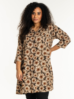 BIRGITTE - Plus Size Klänning från Studio