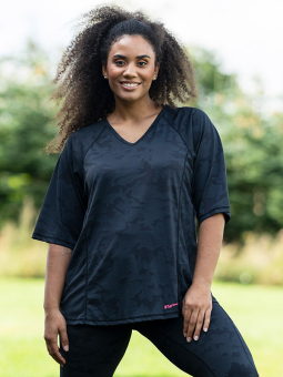 FITNESS - Plus Size Träningsblus från Studio