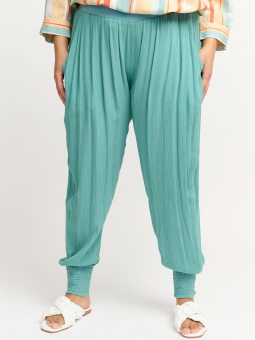 Plus Size Byxor från Adia