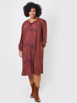Plus Size Klänning från Adia