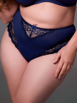 Plus Size Trosa från Plaisir