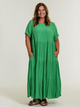 Gozzip SUSSIE - Lång grön klänning i 100% viskos