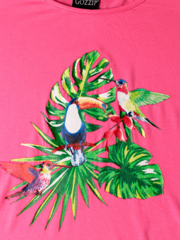 Gozzip GITTE - Rosa t-shirt med tropiskt tryck
