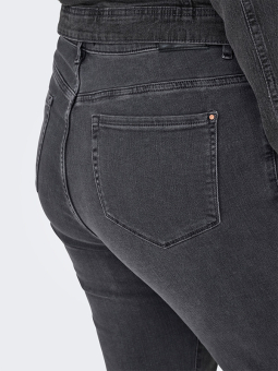 CARSUI - Plus Size Jeans från Only Carmakoma