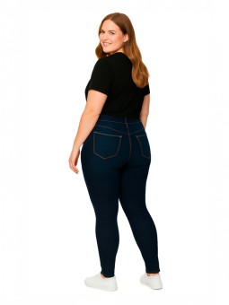 CARANNA - Plus Size Jeans från Only Carmakoma