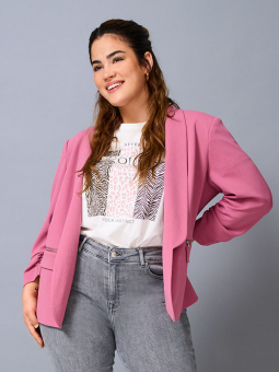 CAREVI - Plus Size Kavaj från Only Carmakoma
