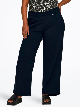 ANNA  - Plus Size Byxor från Only Carmakoma