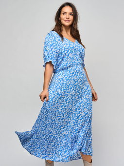 CARCHIANTI - Plus Size Klänning från Only Carmakoma
