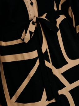 Only Carmakoma NEWDENIZIA - Svart skjortklänning i viskos med beige mönster