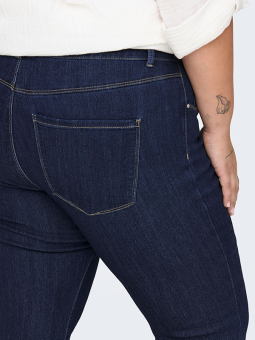 CARTHUNDER - Plus Size Jeans från Only Carmakoma